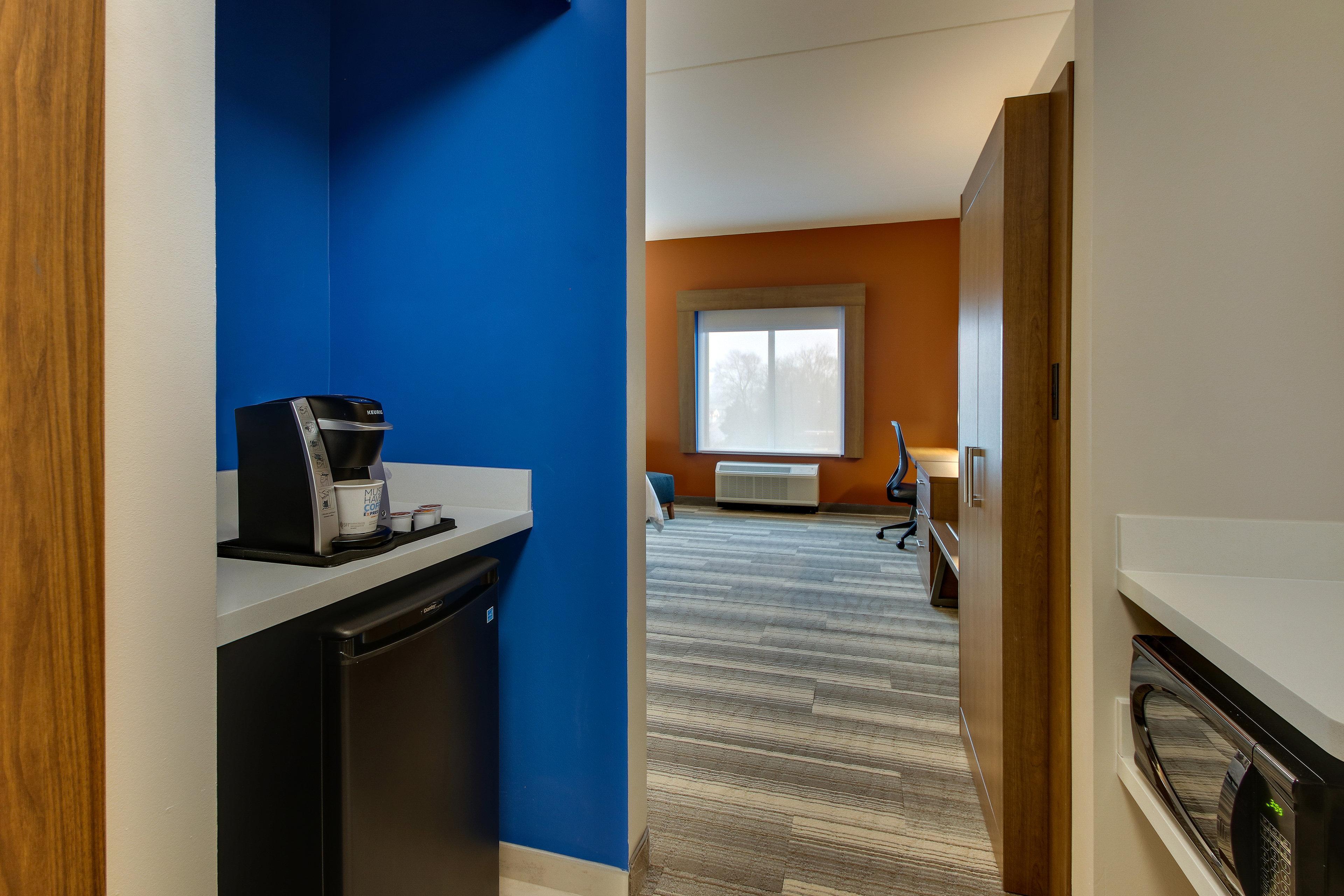 Holiday Inn Express & Suites - Nashville Metrocenter Downtown By Ihg Exterior foto