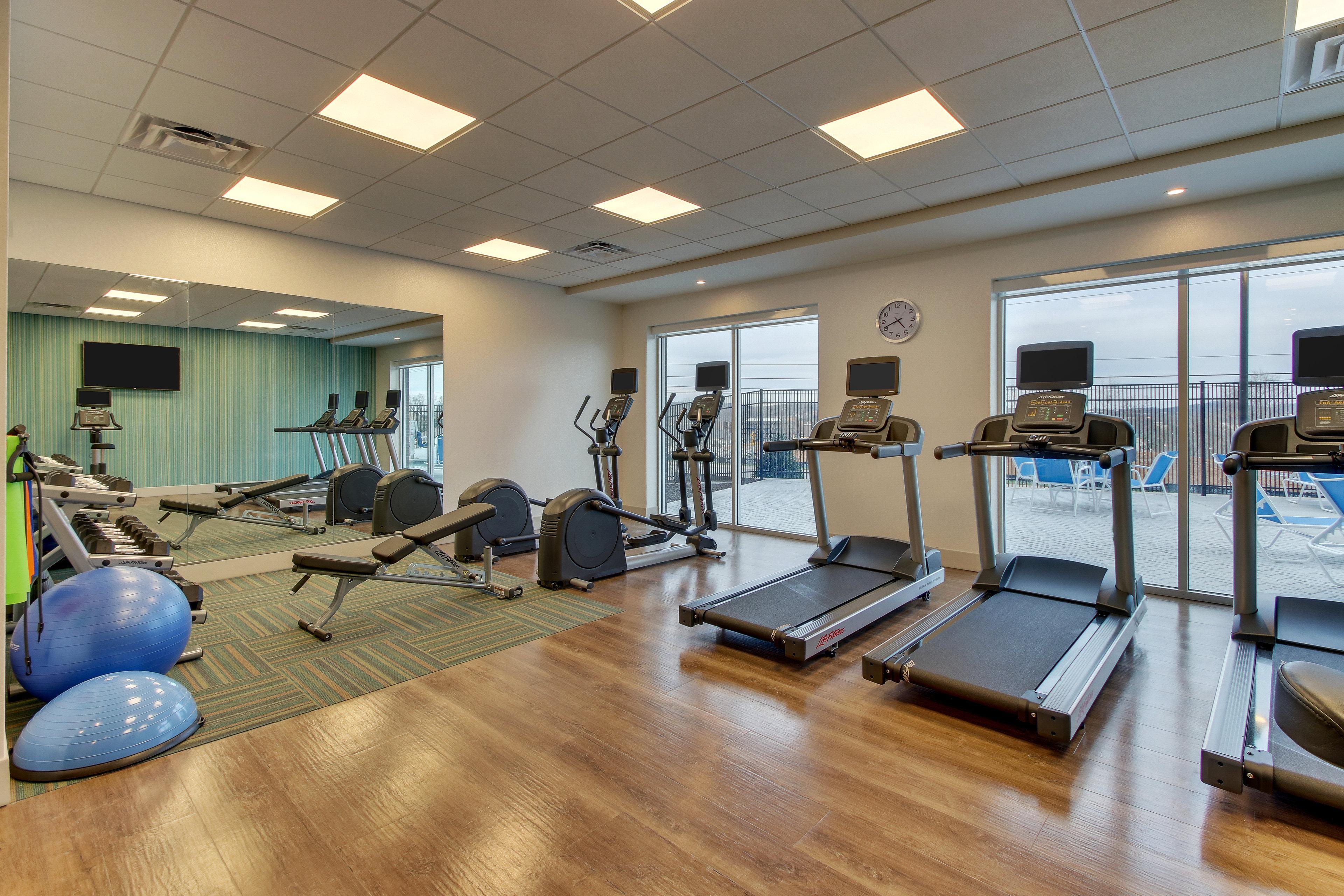 Holiday Inn Express & Suites - Nashville Metrocenter Downtown By Ihg Exterior foto